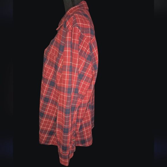 Rugged & Cozy Blue Mountain Mens Flannel Red and Black- Size 2X - Picture 2 of 4
